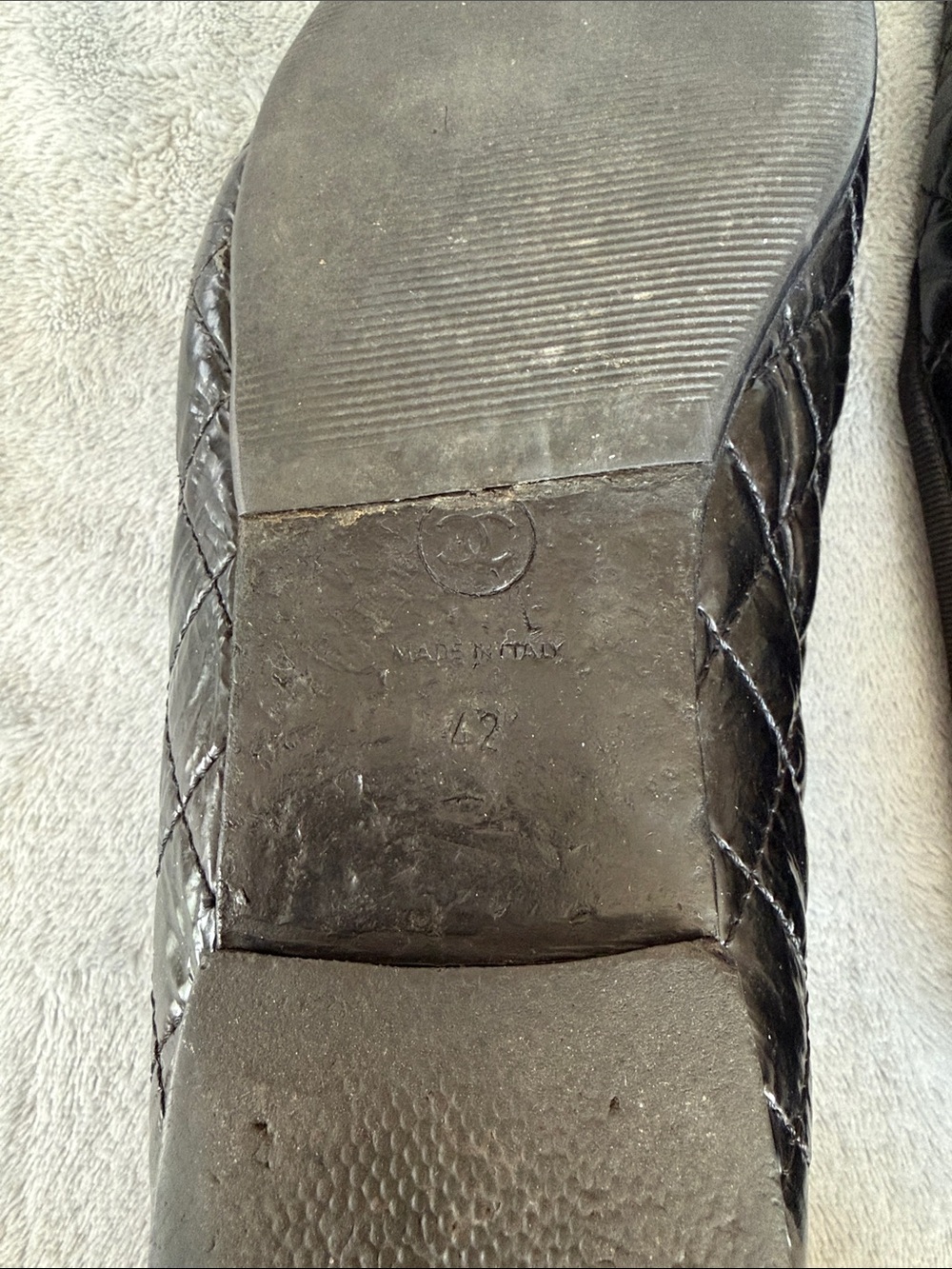 CHANEL Black Leather Ballet Flats - Picture 4 of 5
